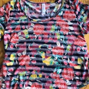 NWOT lularoe classic tee